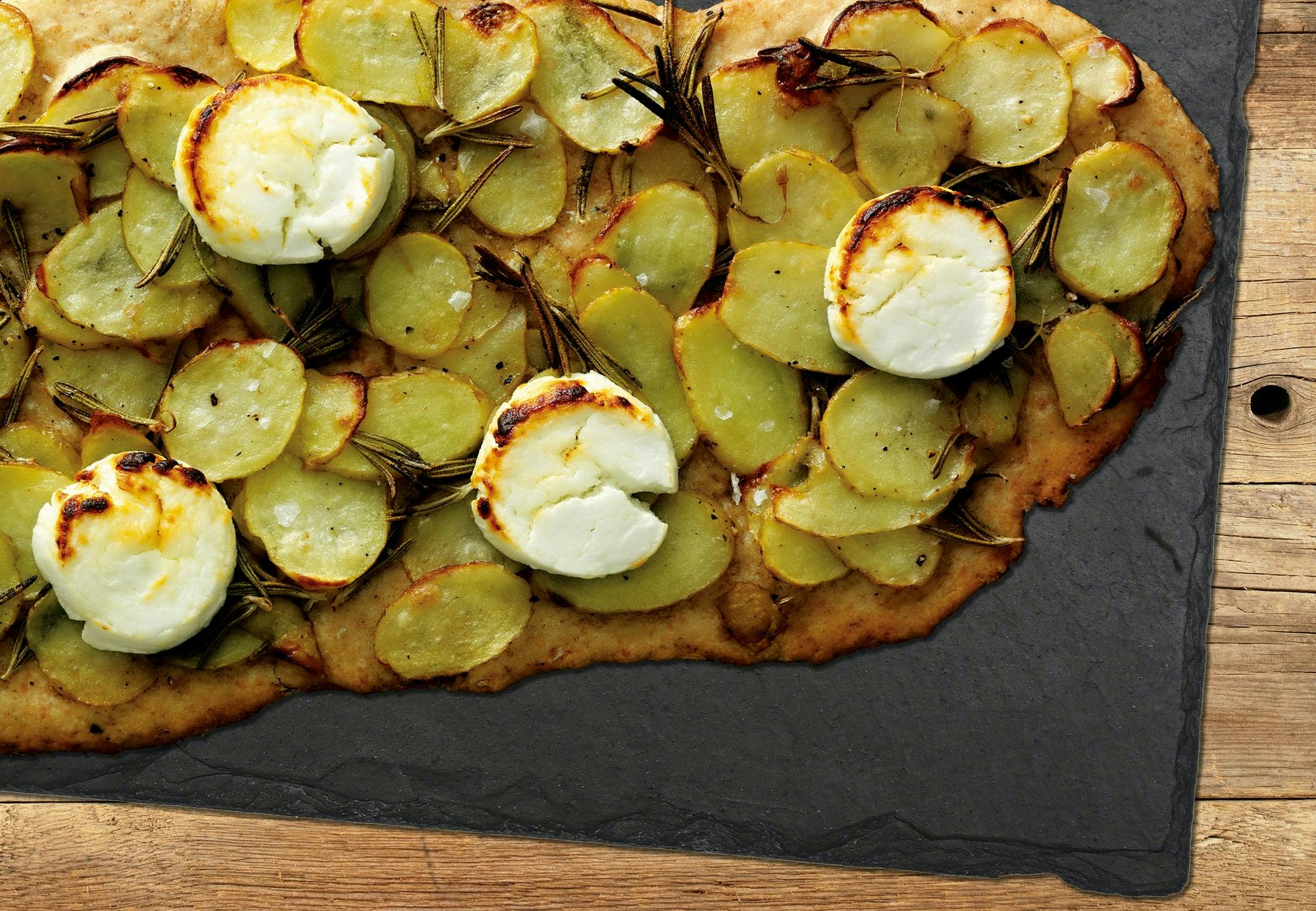 Sund kartoffelpizza med gedeost