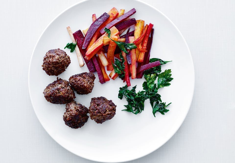 Kalvekjøttboller med rotfrukter