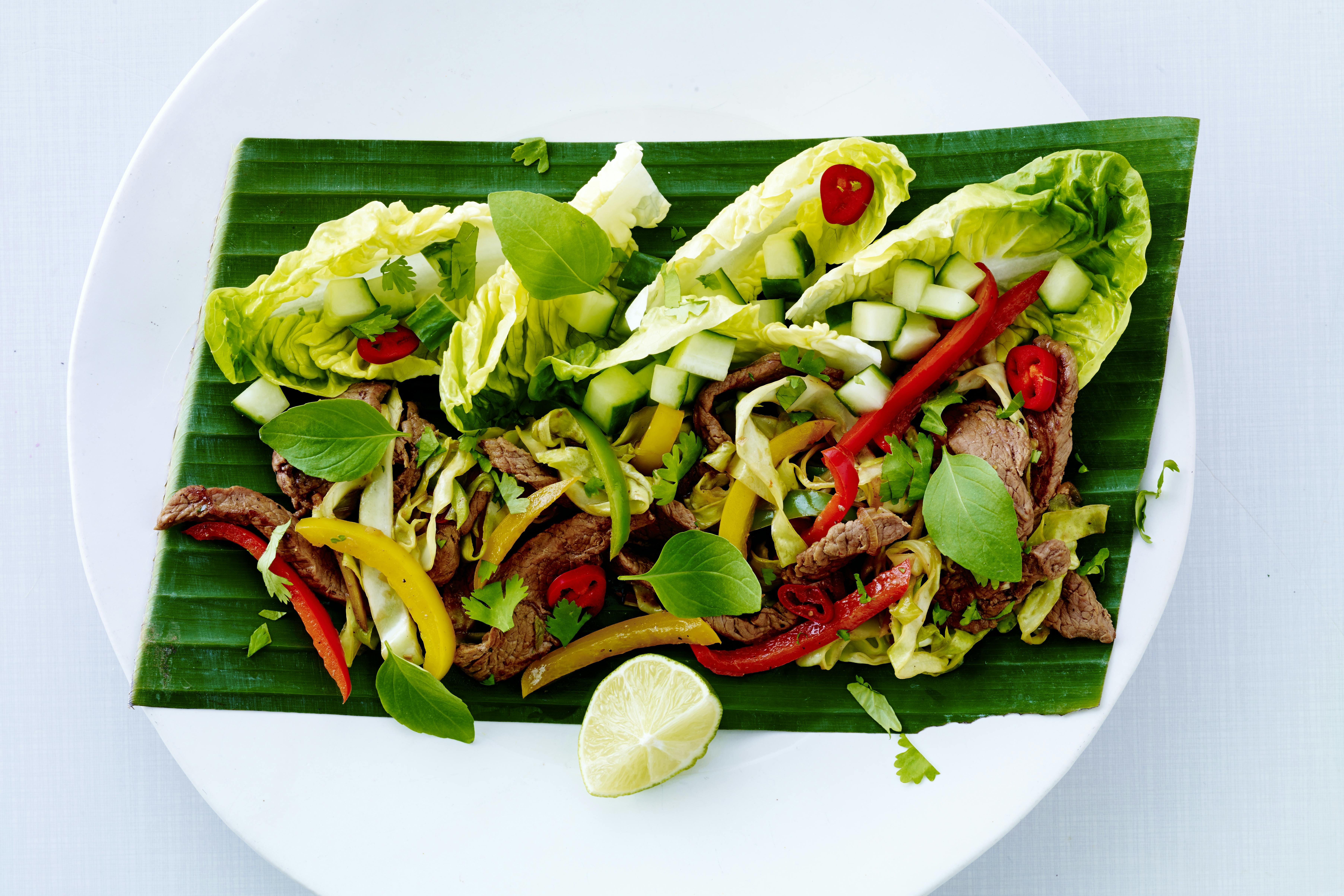 Tallerken med oksekjøttsalat
