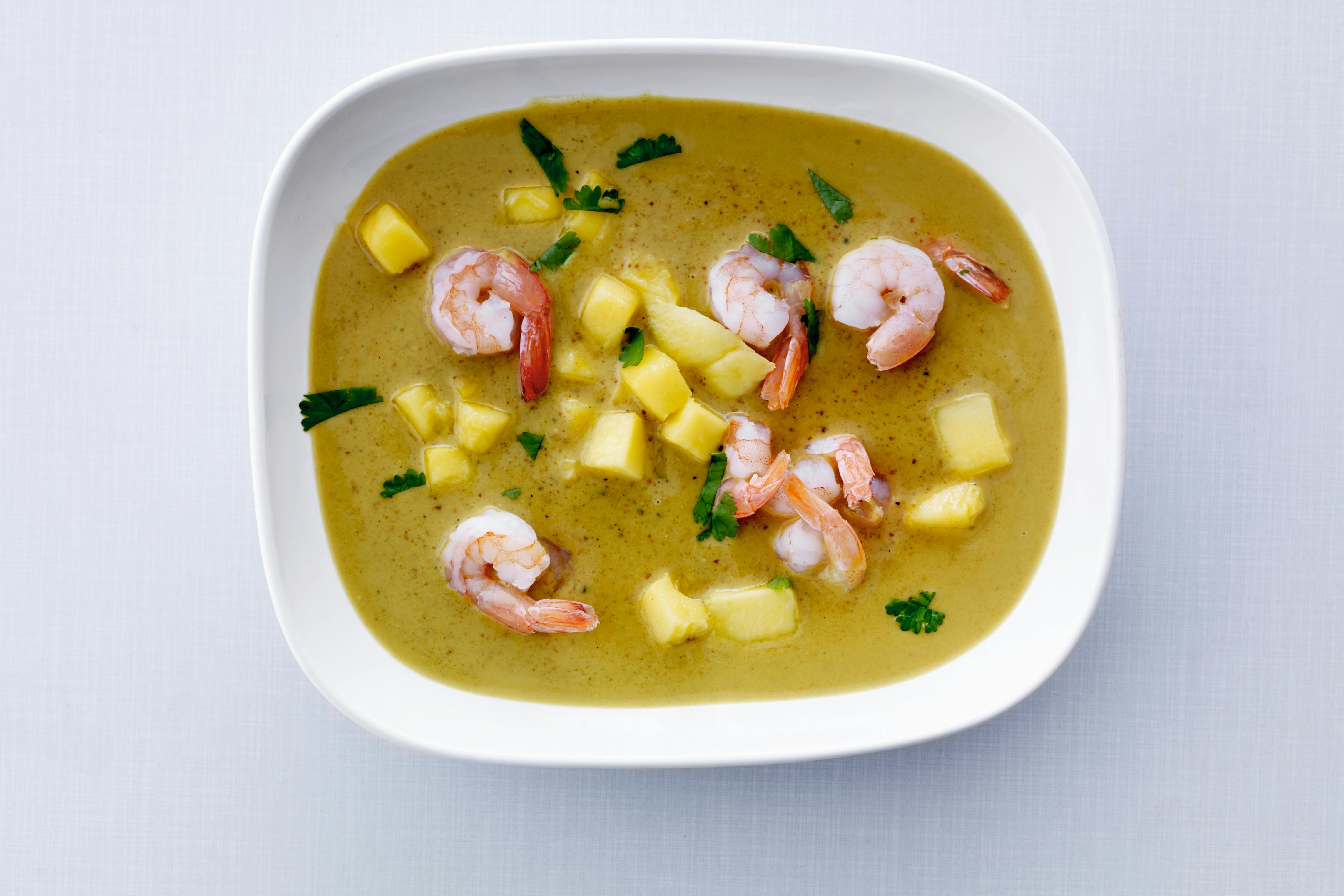 Karrisuppe i skål