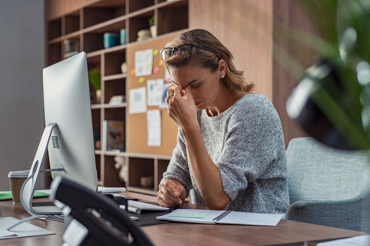Buisness kvinde er frustreret, stress