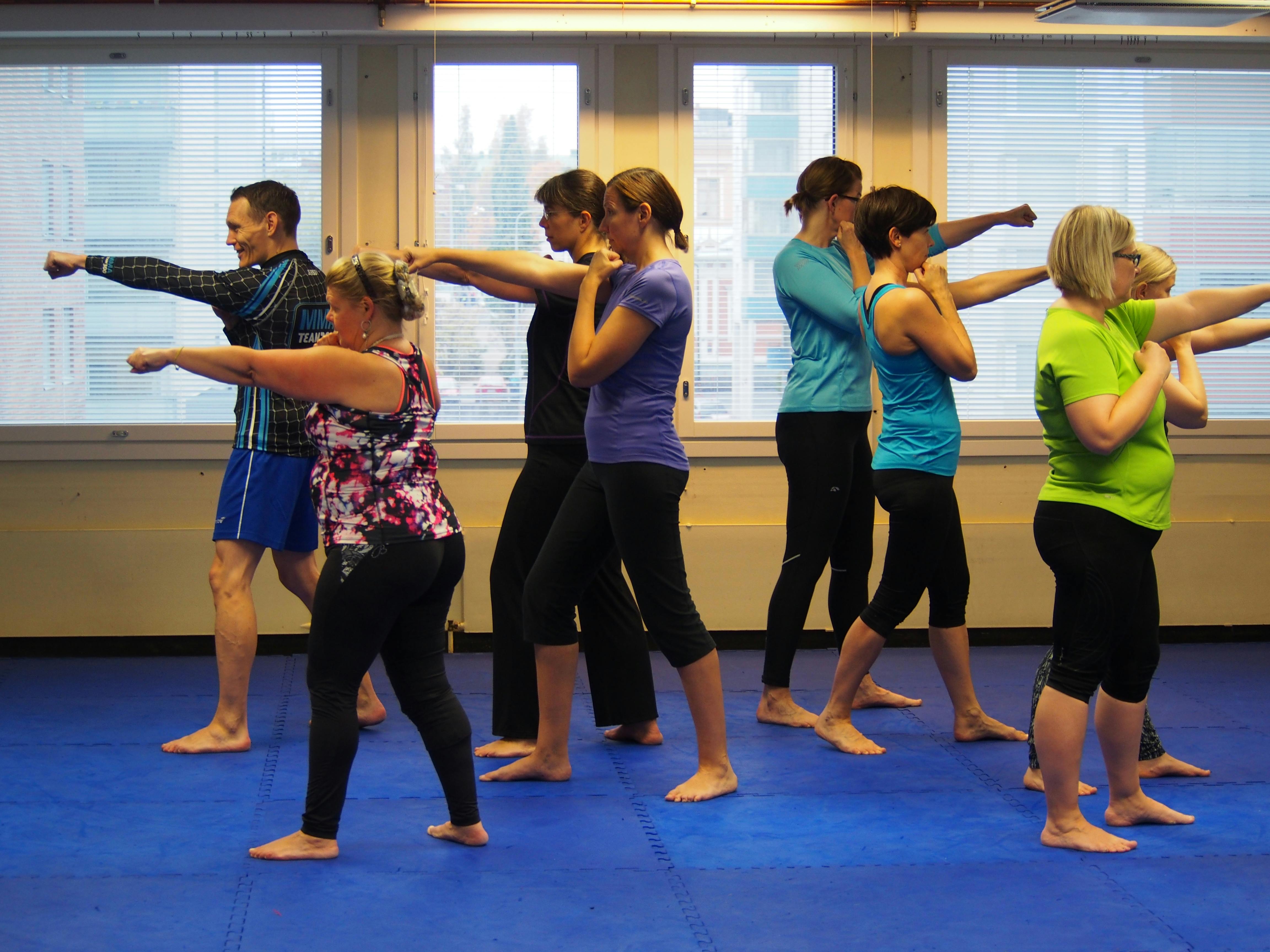 Kuntothaita kokeilemassa