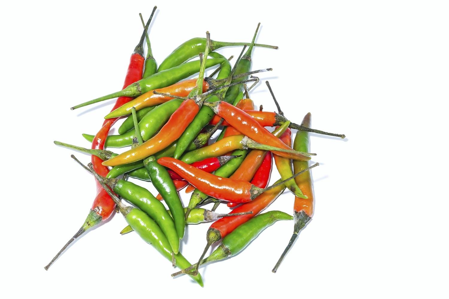 chili på hvid baggrund