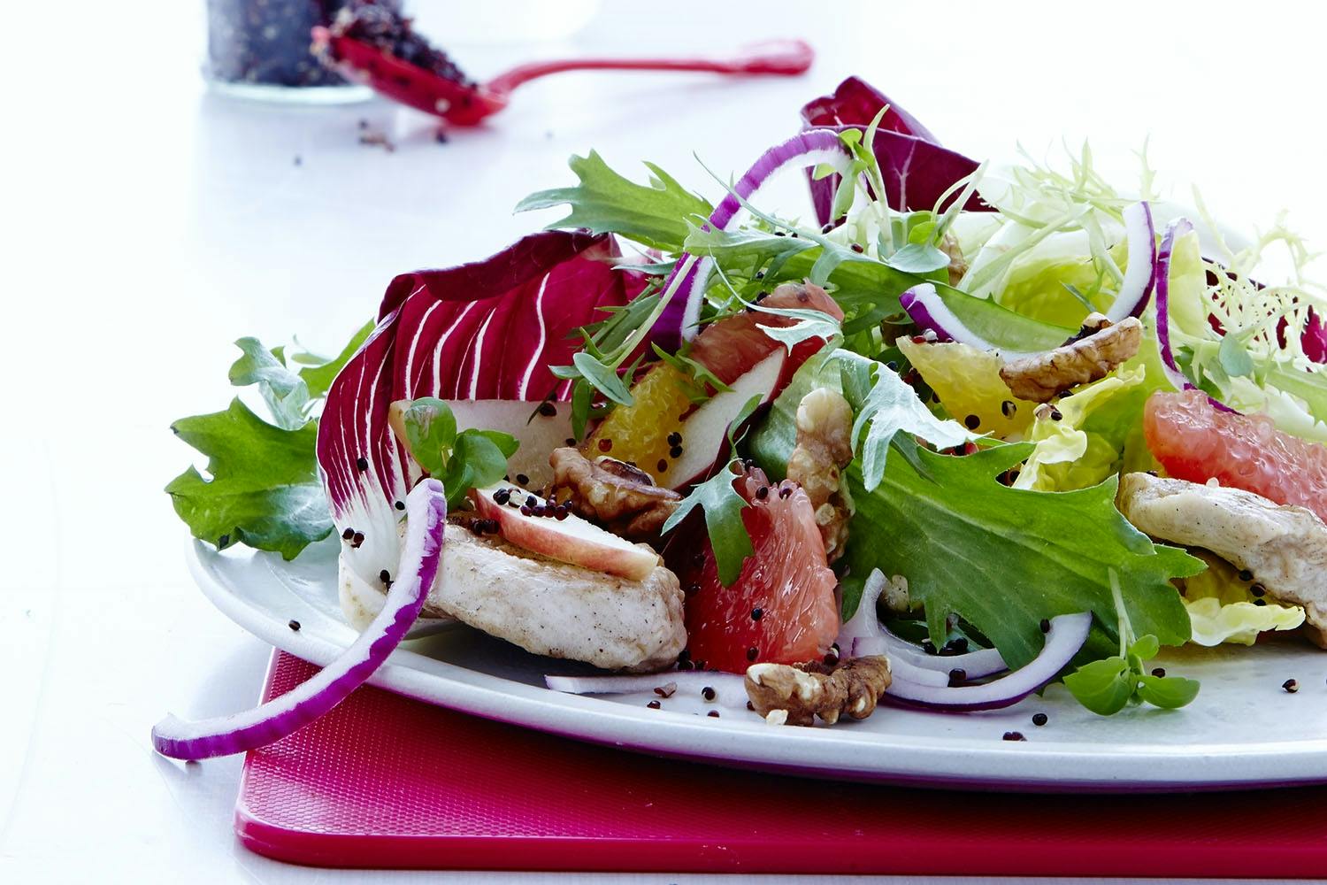 Tallrik med sallad