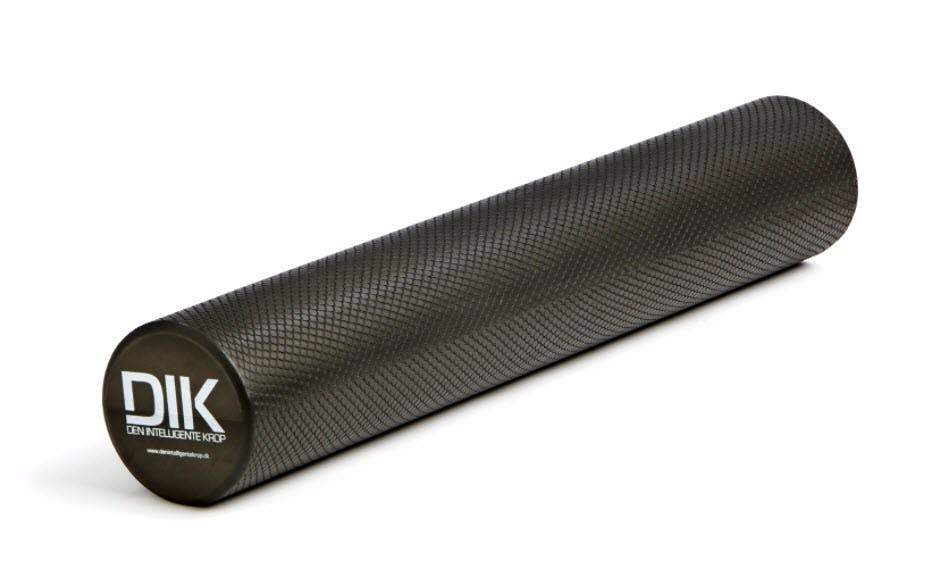 En foam roller hjælper dig af med ømme muskler og stive led