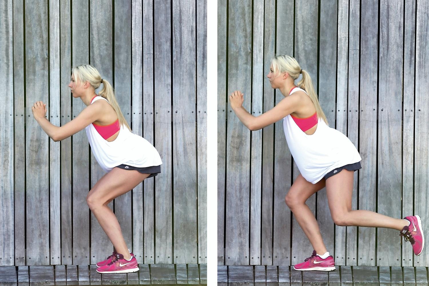 Kvinde laver squat med spark bagud