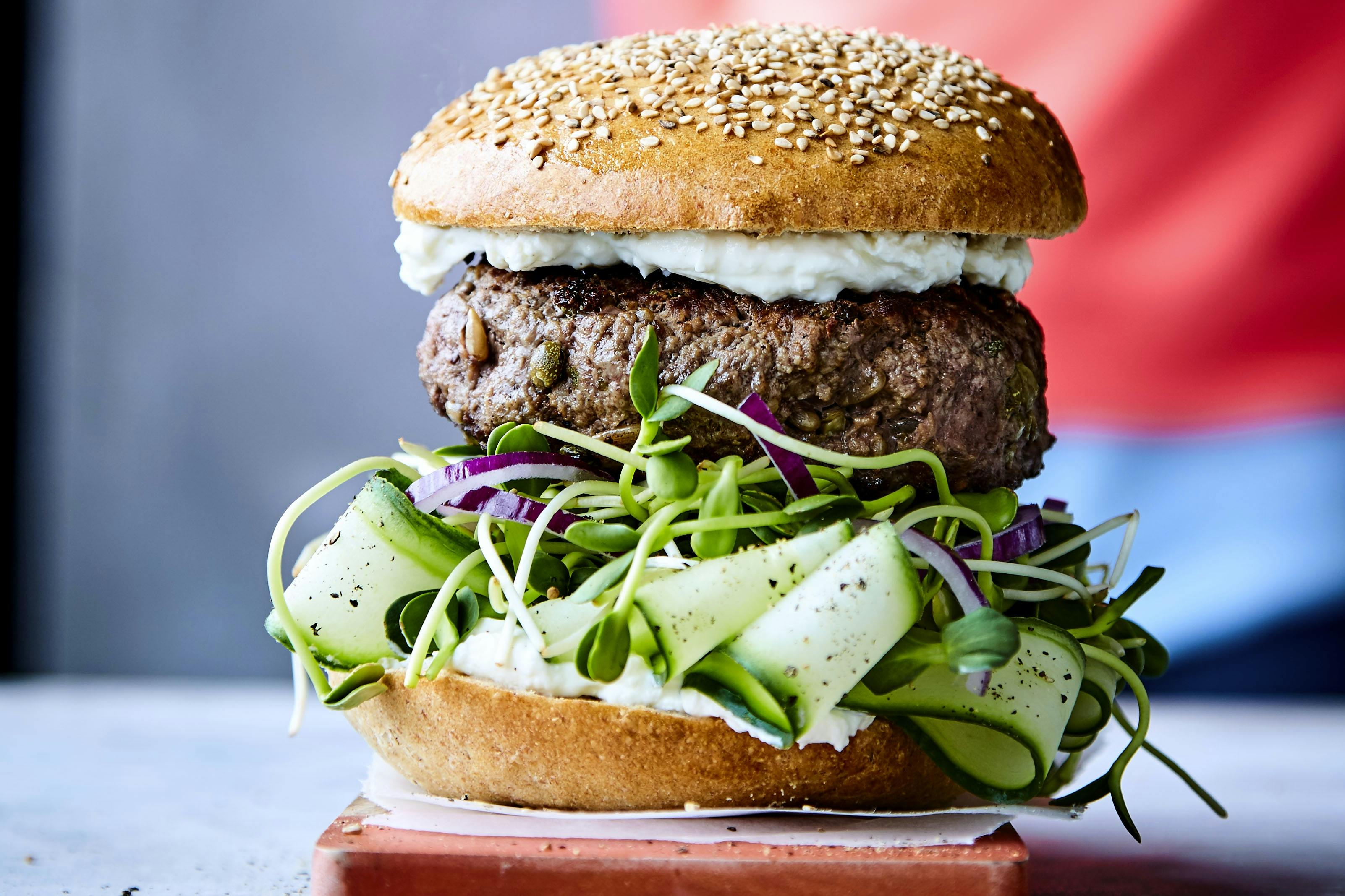 Burger med kapersbøf