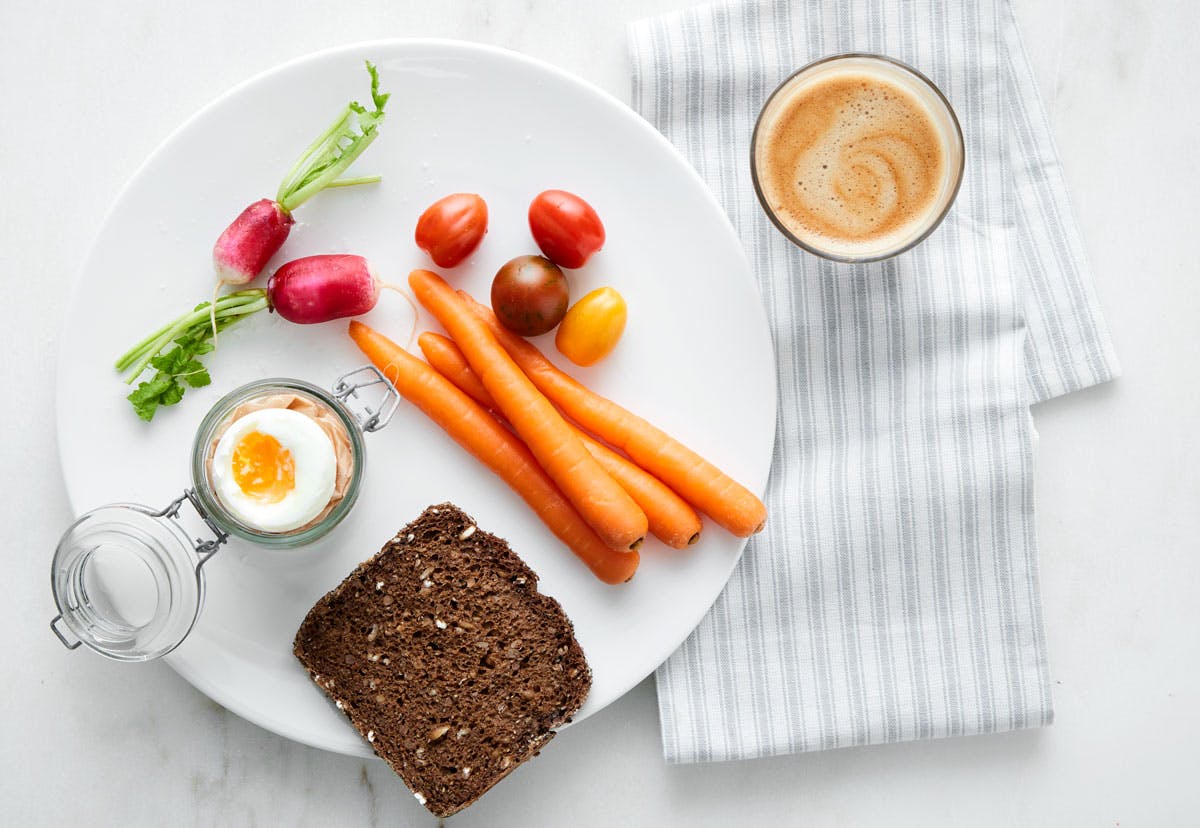 Frukostförslag till kostplan - rågbröd och ägg