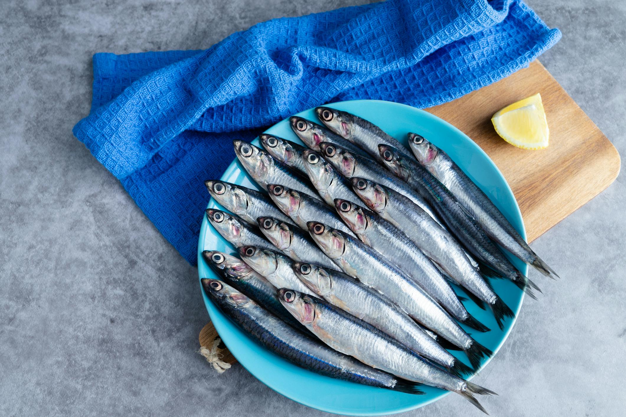 Småfisk på en tallrik