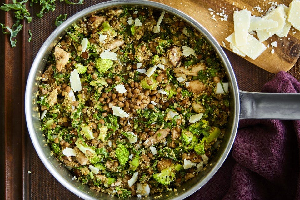 One pot med grönkål, linser, broccoli och champinjoner