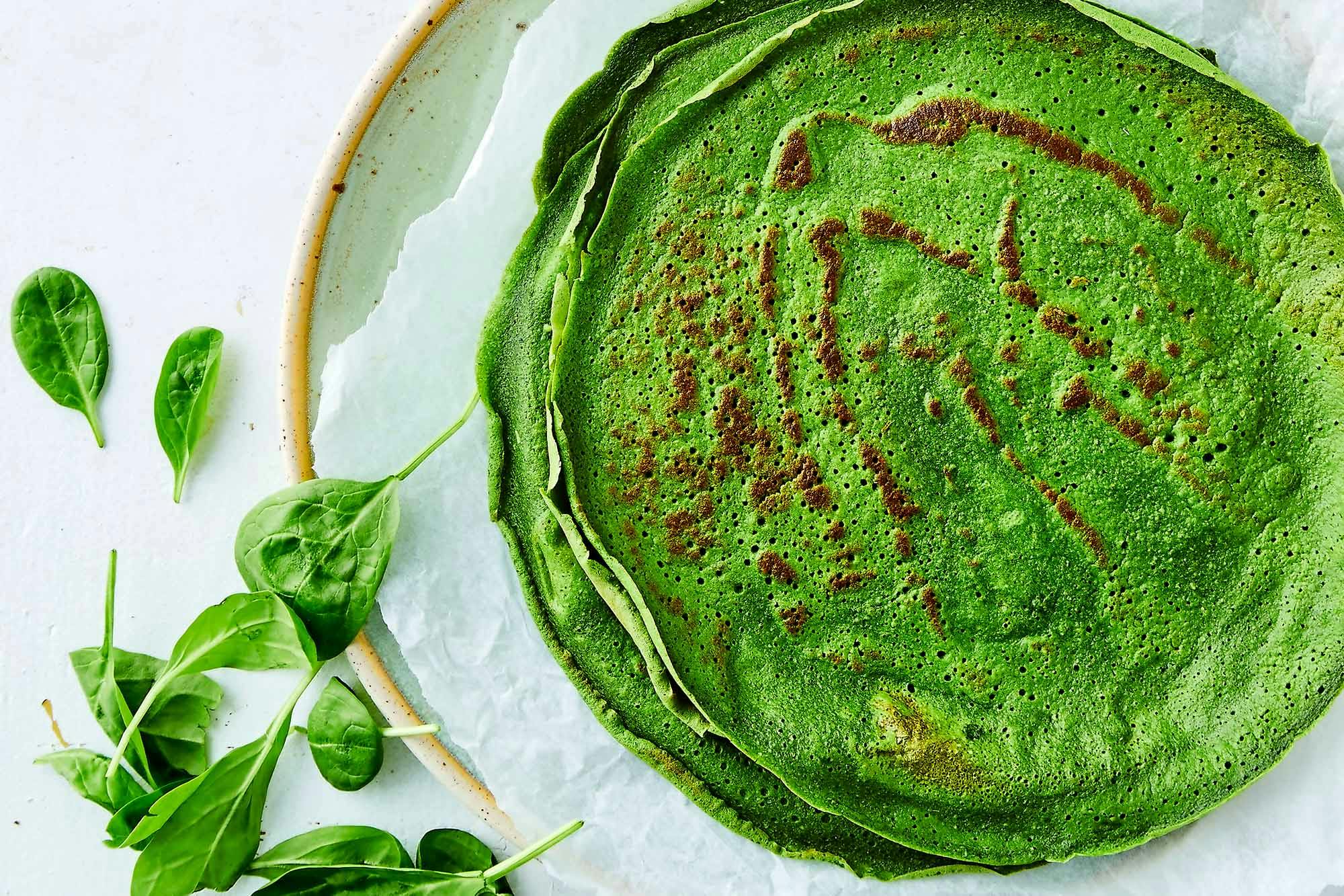 Sunne matpannekaker med spinat og havregryn