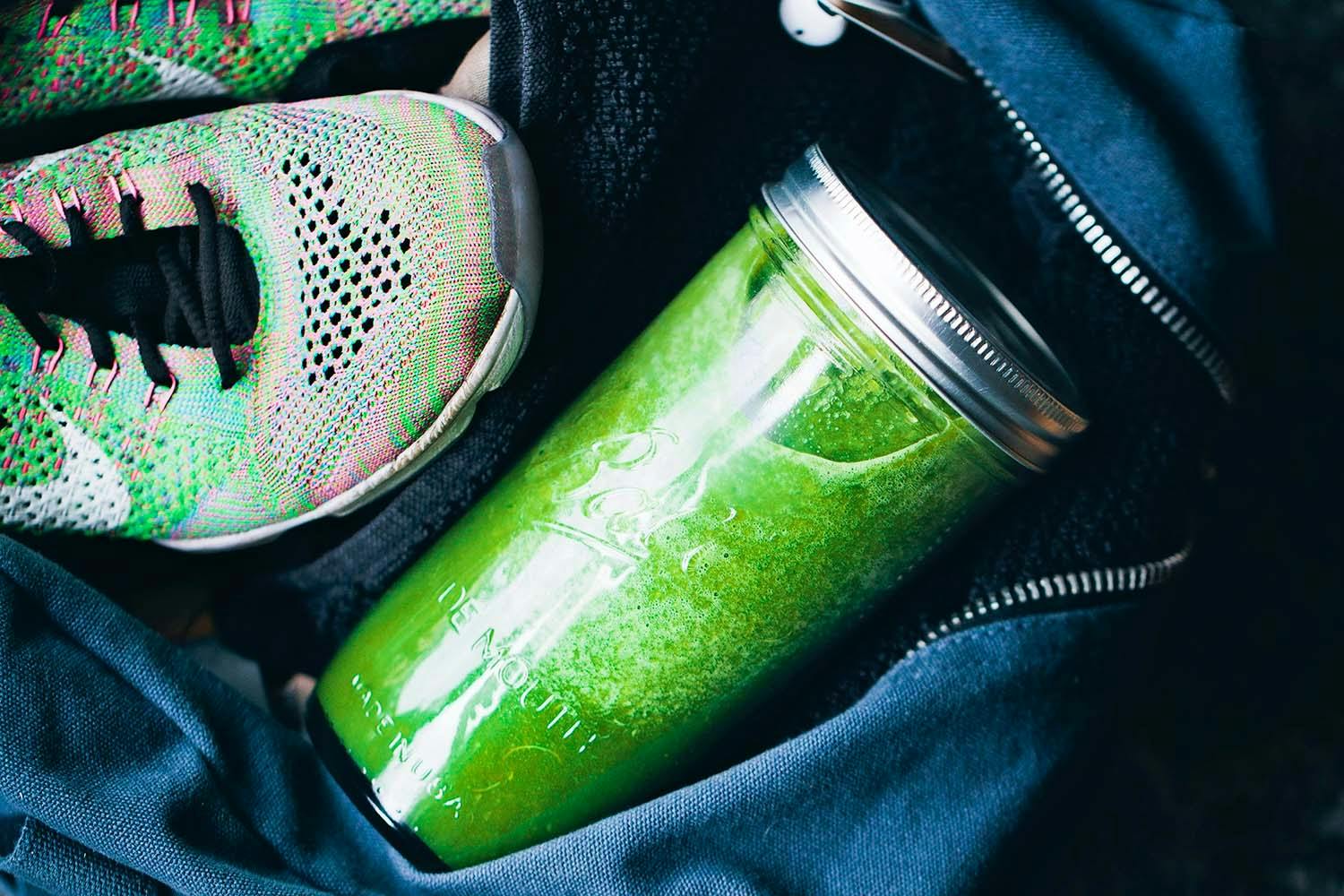 Energijus med grønnkål