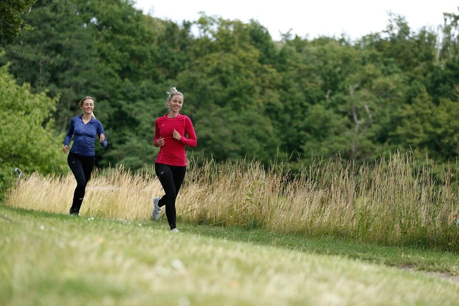 Kvinder i træningstøj