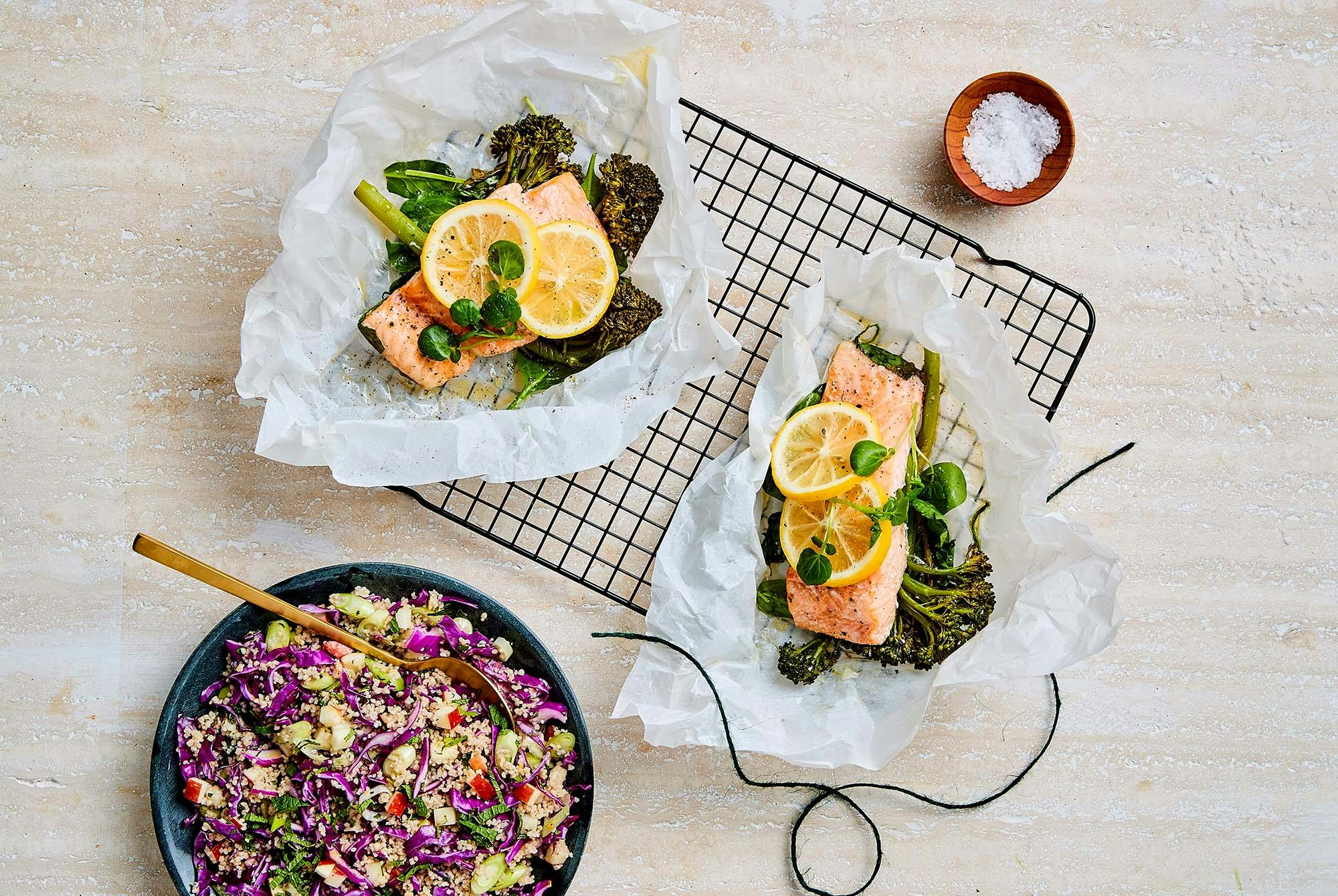Laxpaket i ugn med couscoussallad, recept