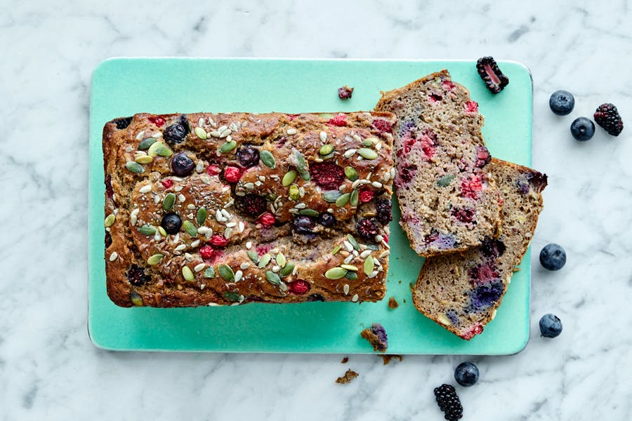 Bananbrød med bær