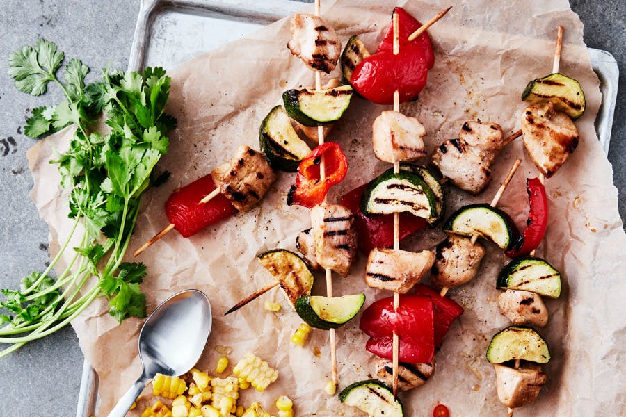 Grillspyd med kylling og squash