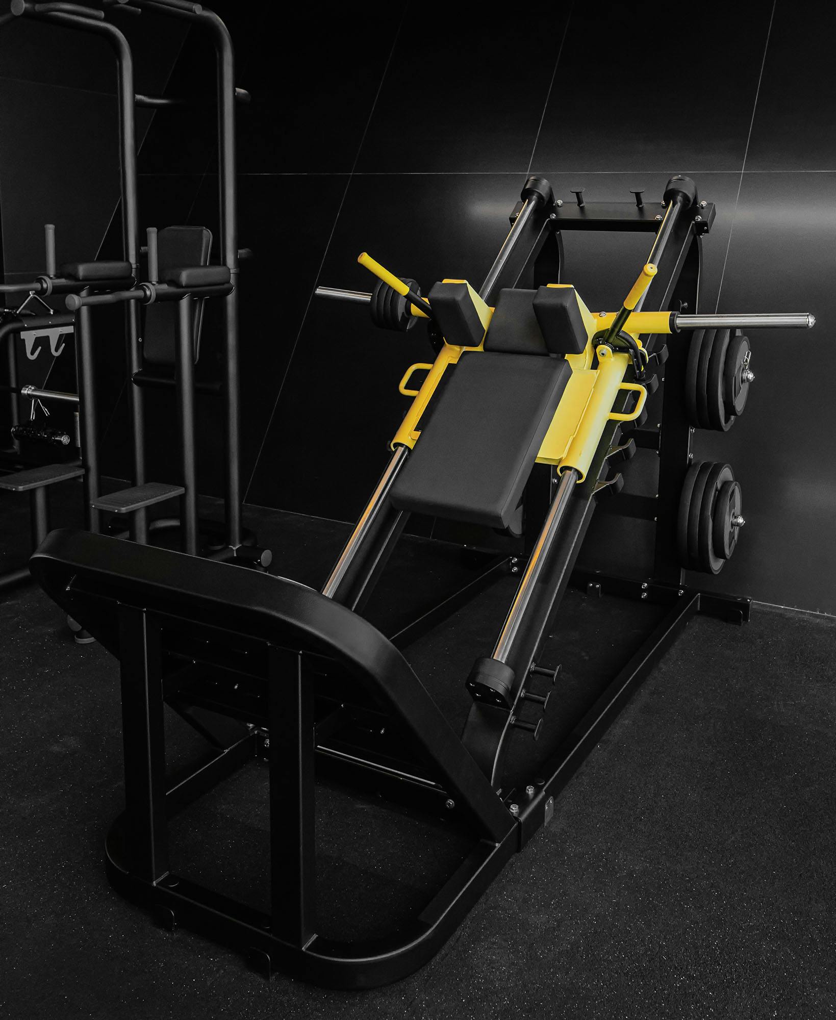 Hack-kyykkylaite – vaihtoehto harjoitteelle jalkaprässi / leg press