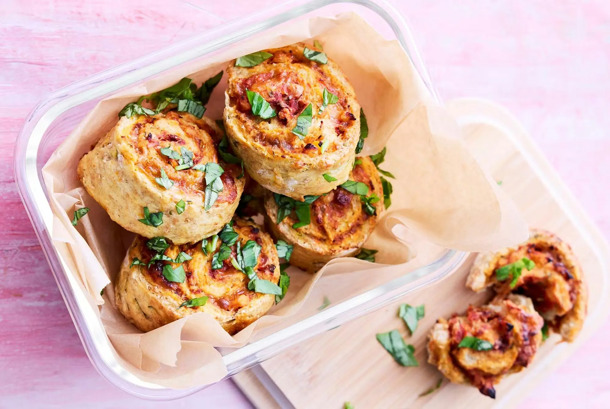 Itse tehdyt pizzakierteet.