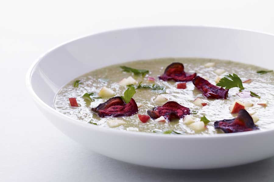 Jordärtskockssoppa med rotfruktschips