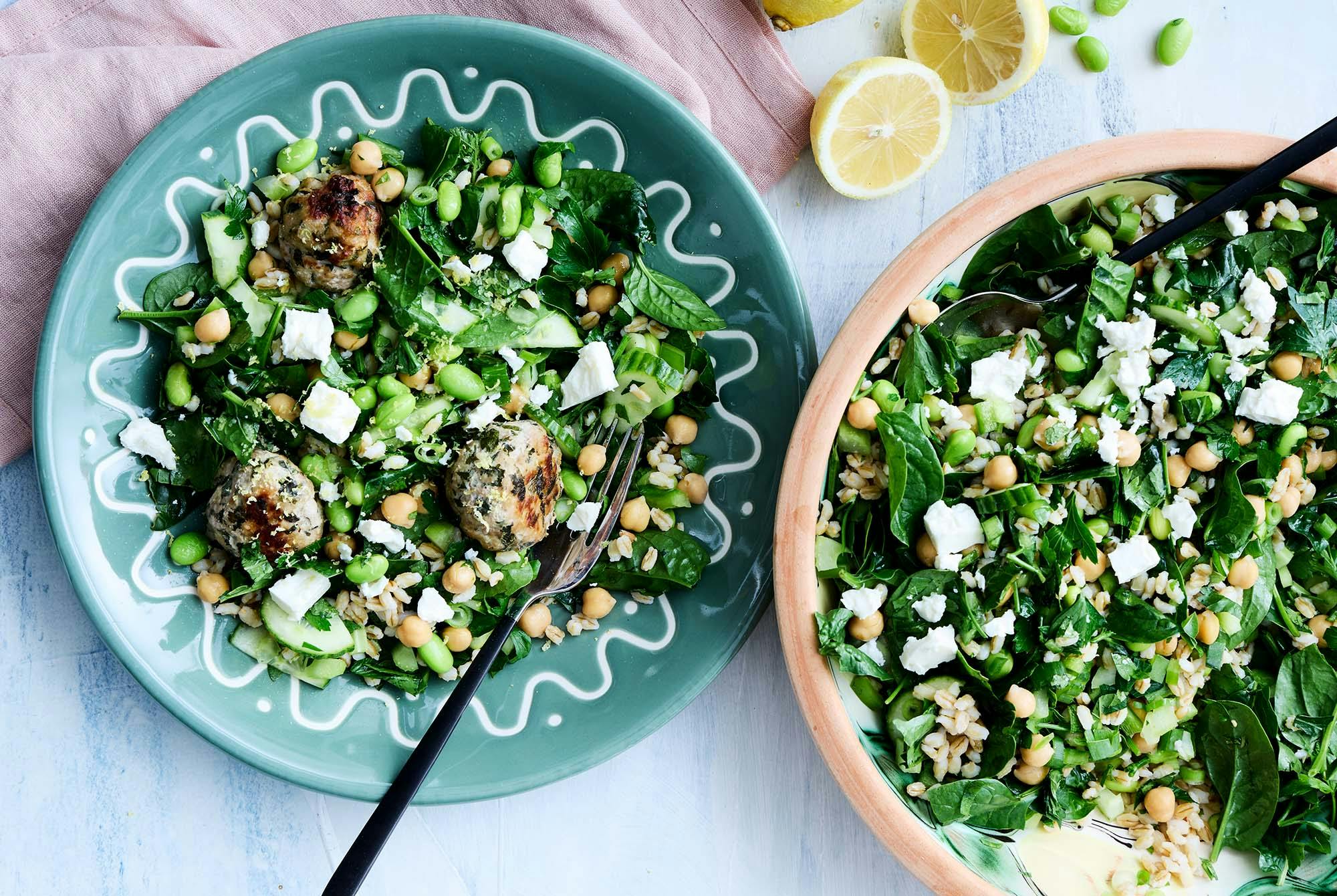 köttbullar och sallad