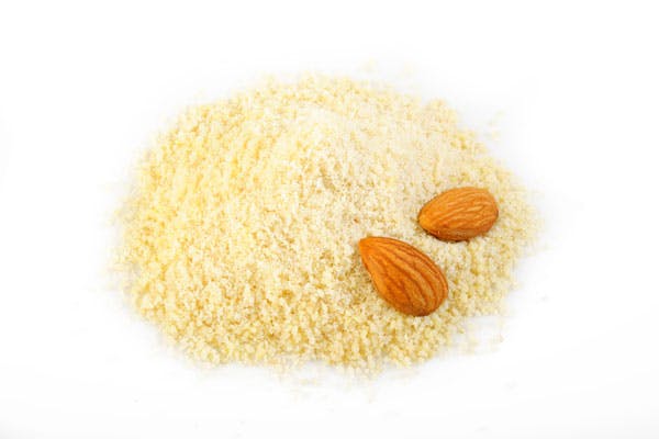 Det er langt billigere En bunke mandelmel