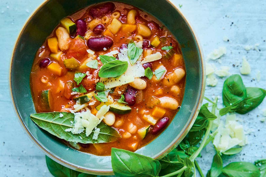 Minestrone-suppe med squash