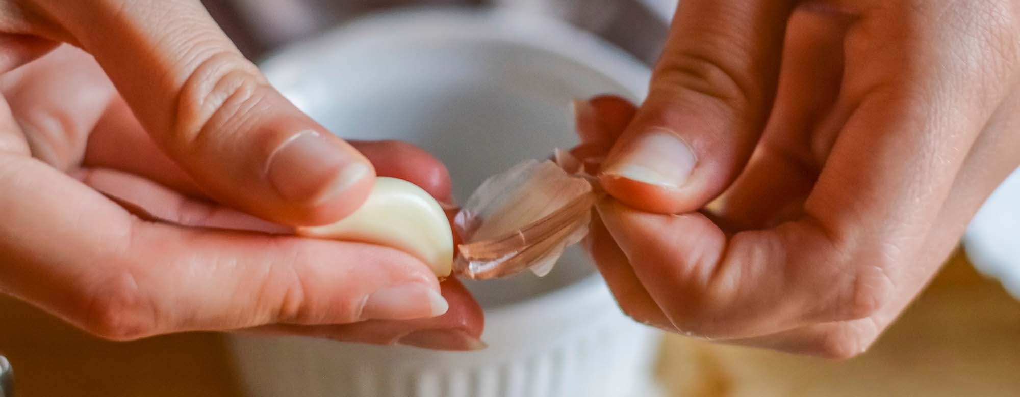 Sådan ordner man et hvidløg