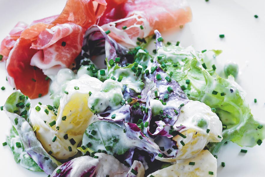Potetsalat med parmaskinke