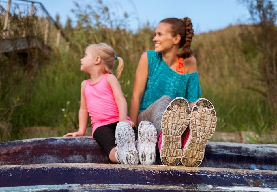 MOR OG DATTER MED LØBESKO