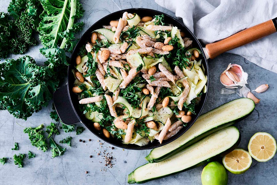 Vegetar one pot pasta med squash