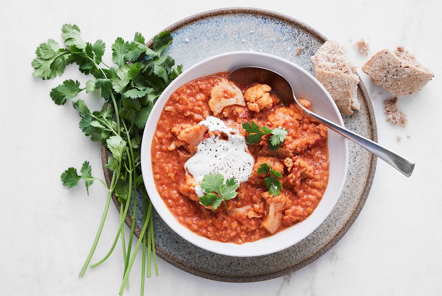 Matplan, middag – Blomkålkarri med linser