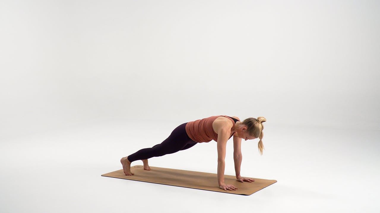 Bordet med lyfta knän