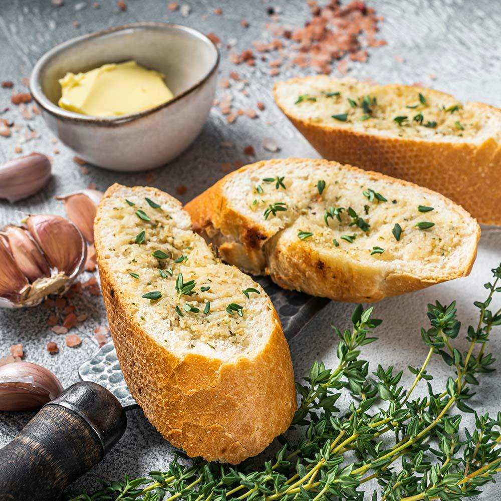 opskrift på hvidløgsbrød