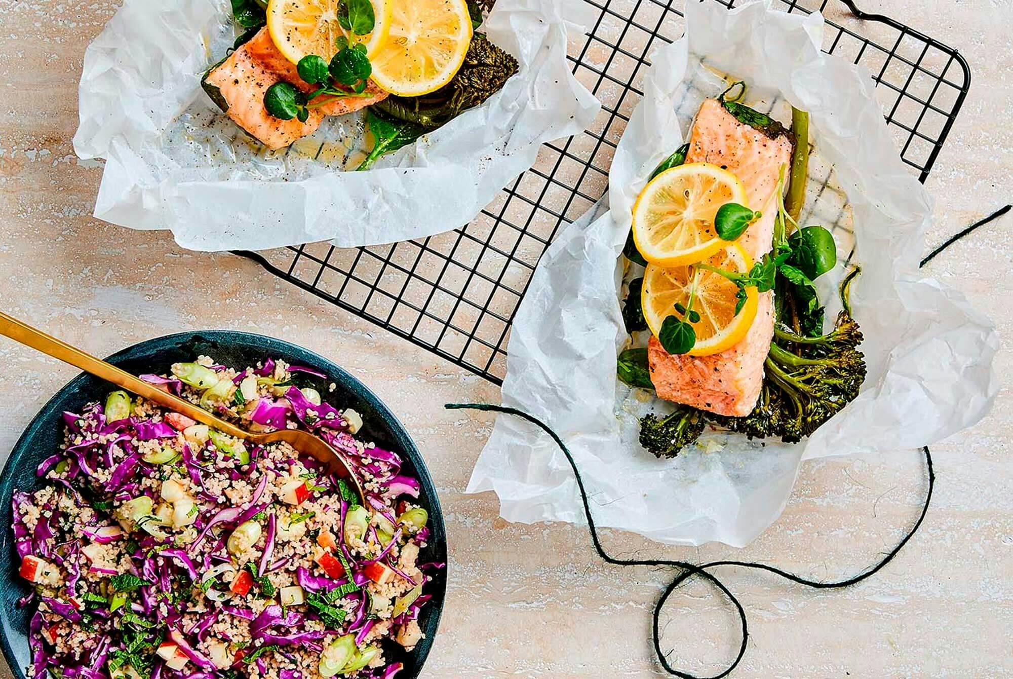 Lohinyytit ja kuskussalaattia.