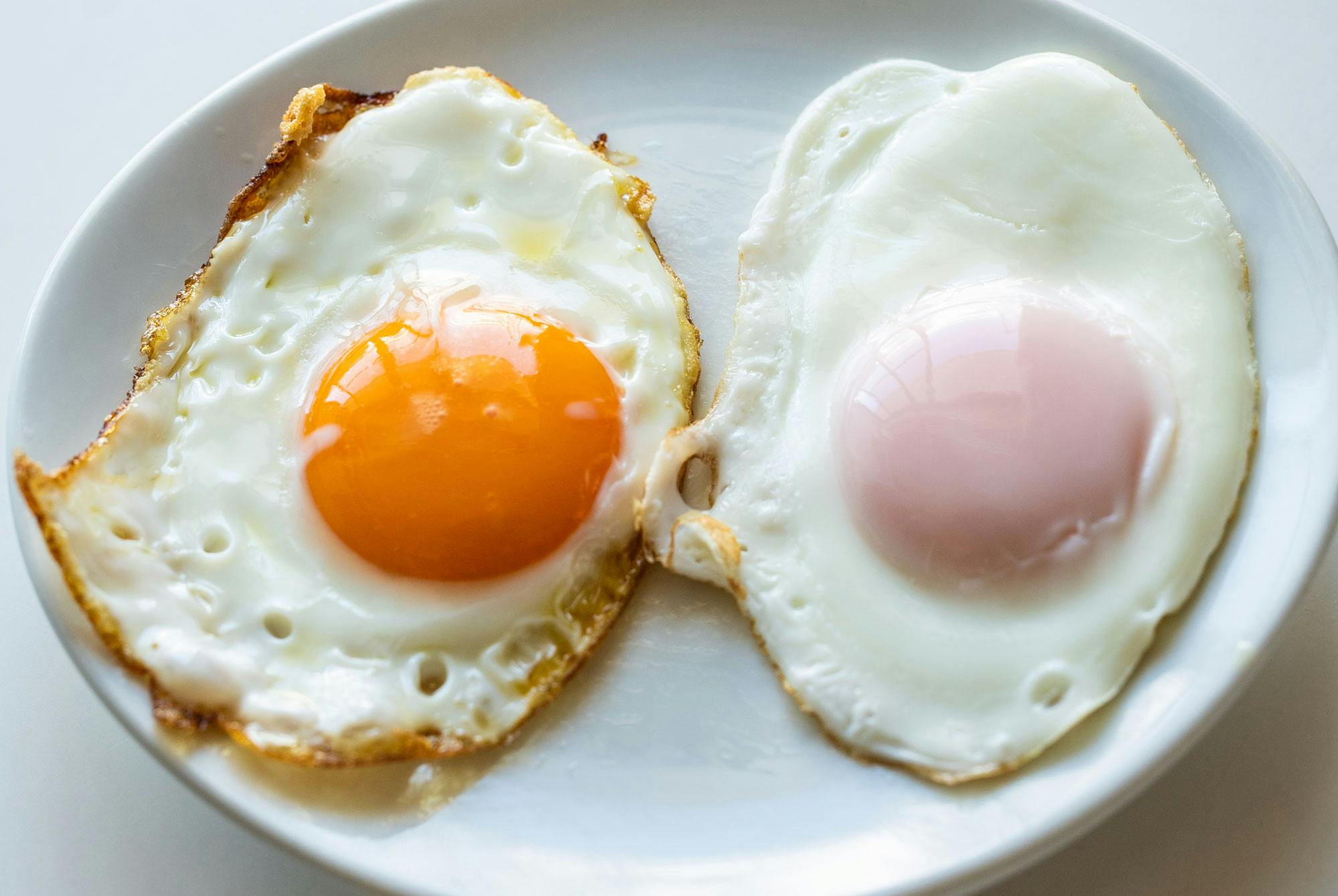 Spejlæg sunny side up crispy edges