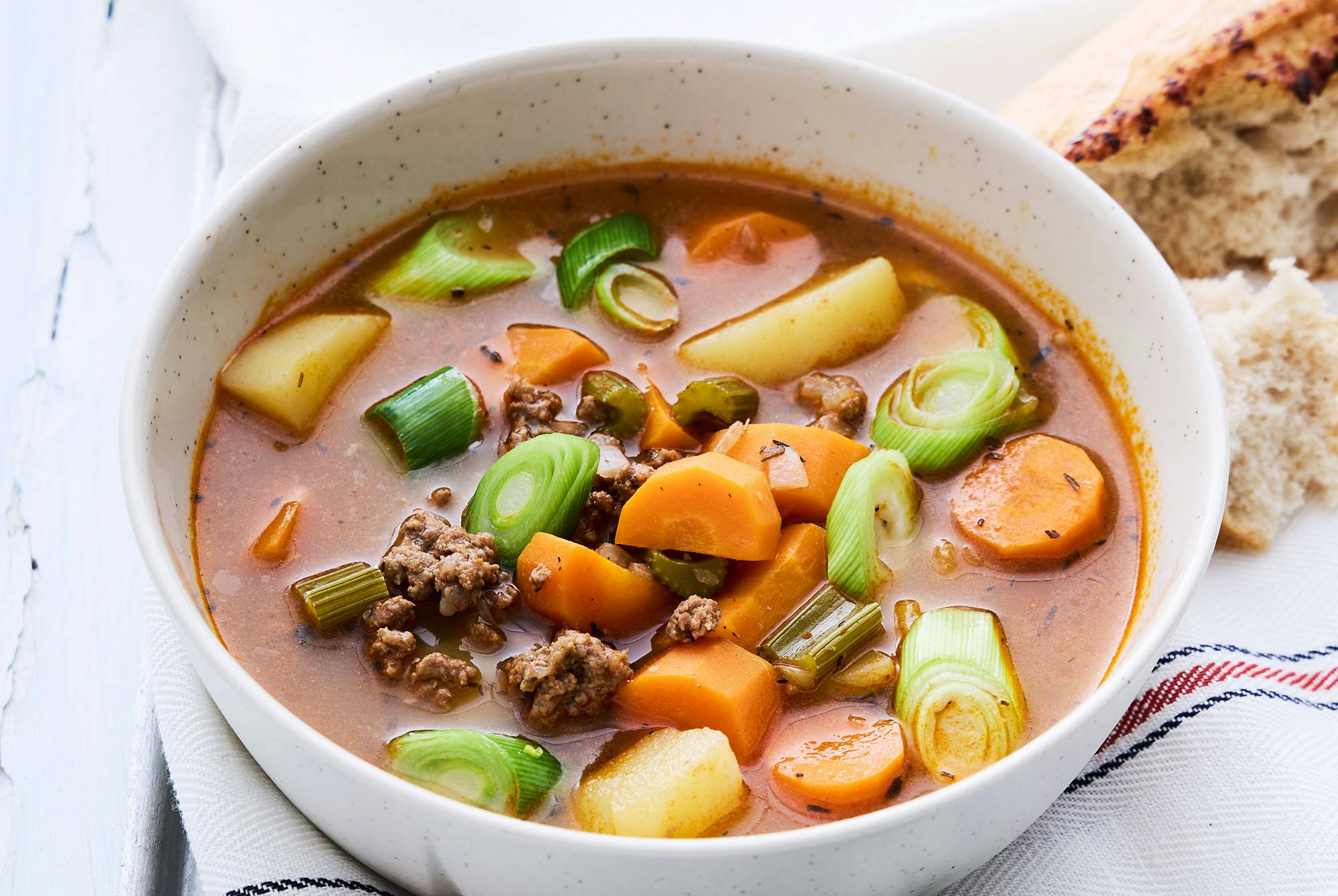 suppe med karbonadedeig