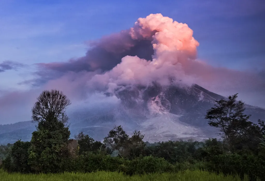 Vulkanen – alles over vulkaanuitbarstingen, lava en gevaarlijke