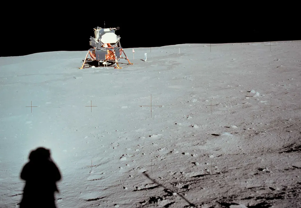 Neil Armstrong - Het verhaal van de eerste man op de maan | wibnet.nl