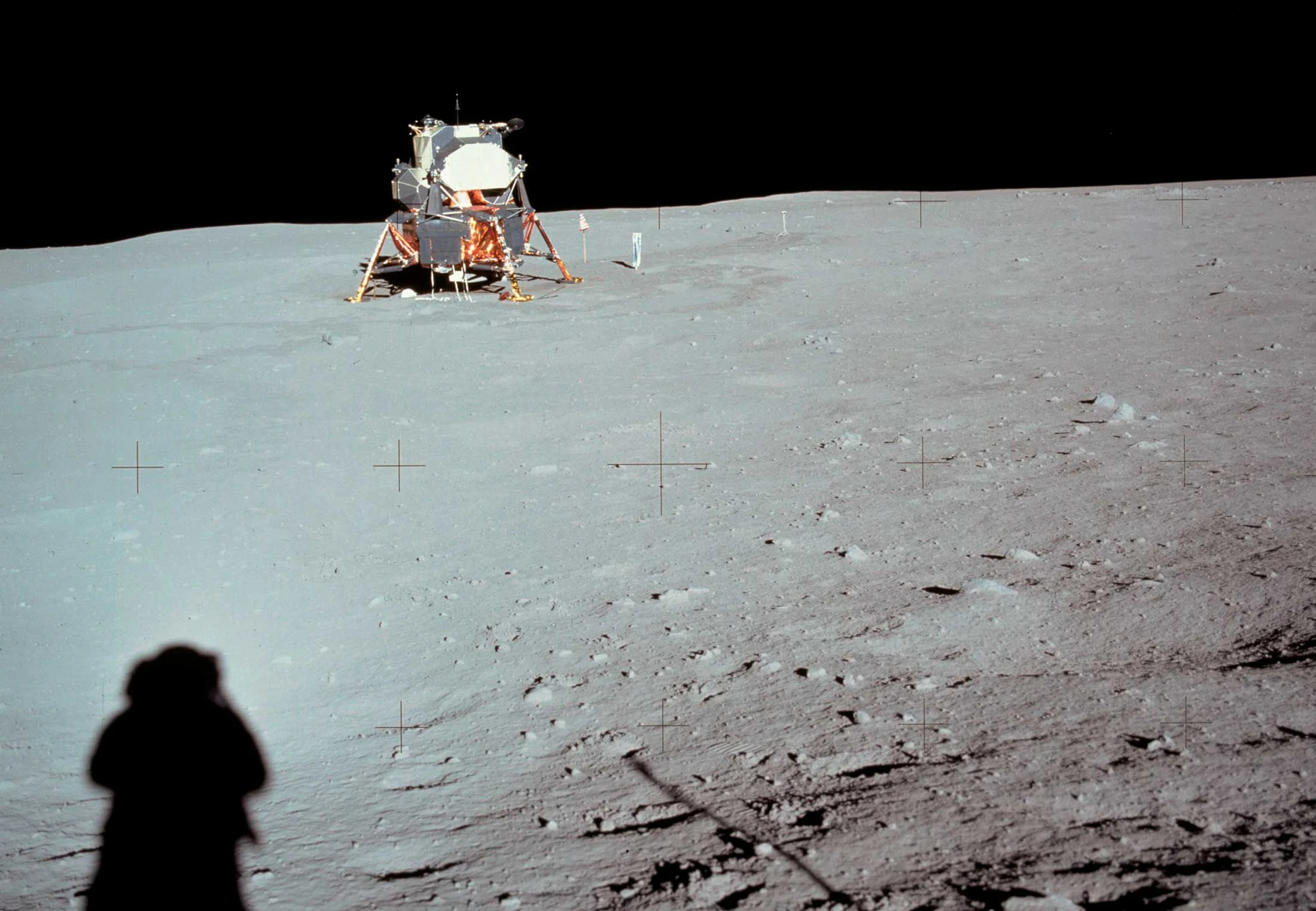 Neil Armstrong - Het verhaal van de eerste man op de maan | wibnet.nl