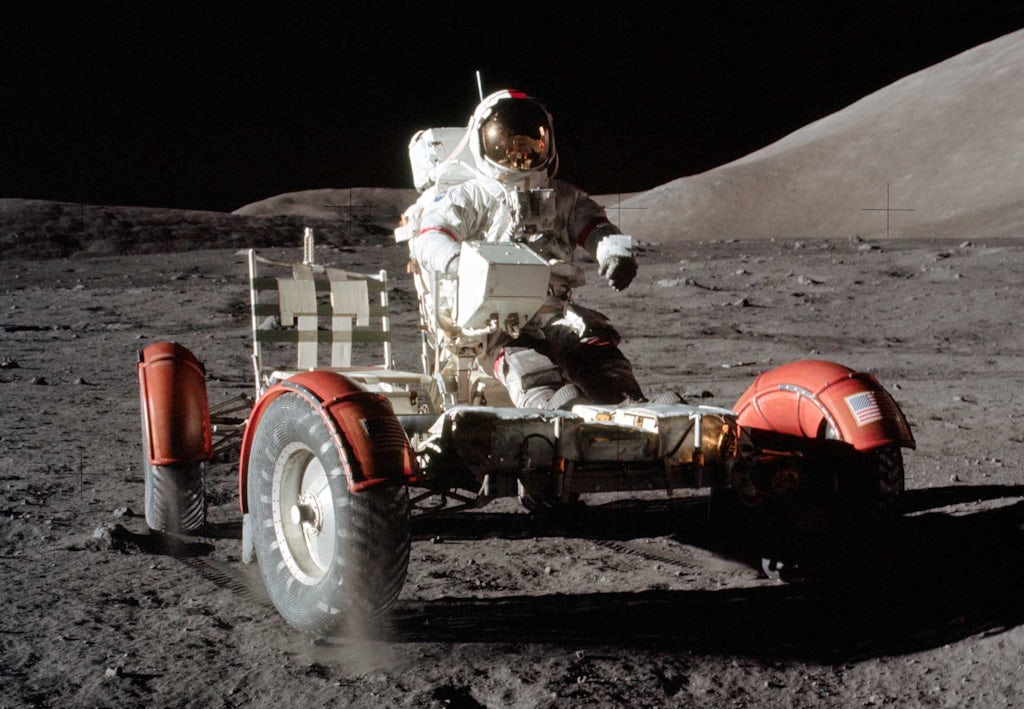 Neil Armstrong - Het verhaal van de eerste man op de maan | wibnet.nl