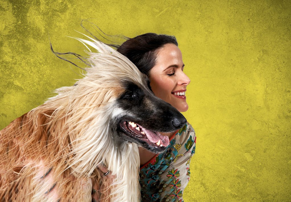 Hund och kvinna Hund och kvinna