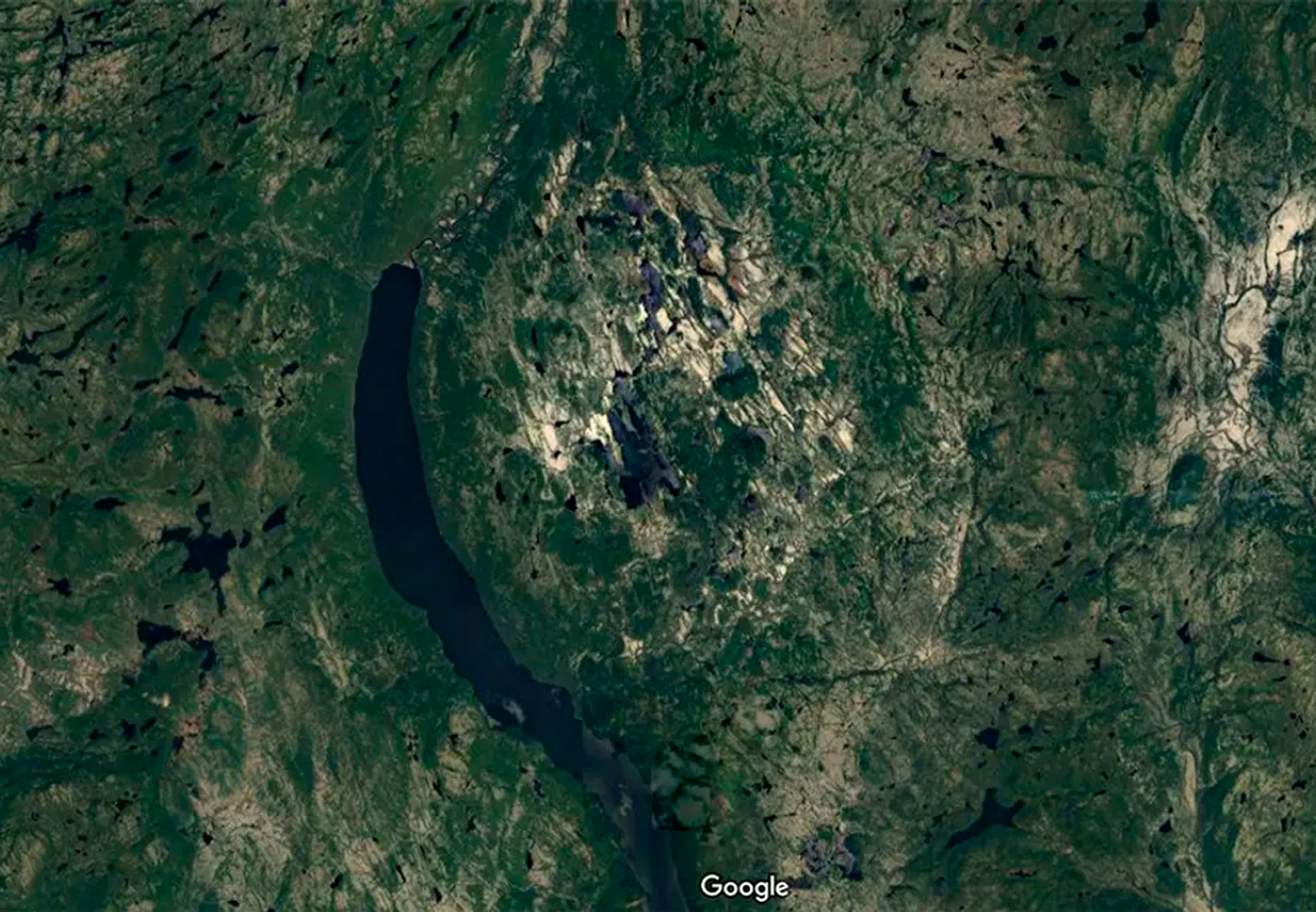 Man upptäckte okänd struktur i jordens yta på Google Maps | illvet.se