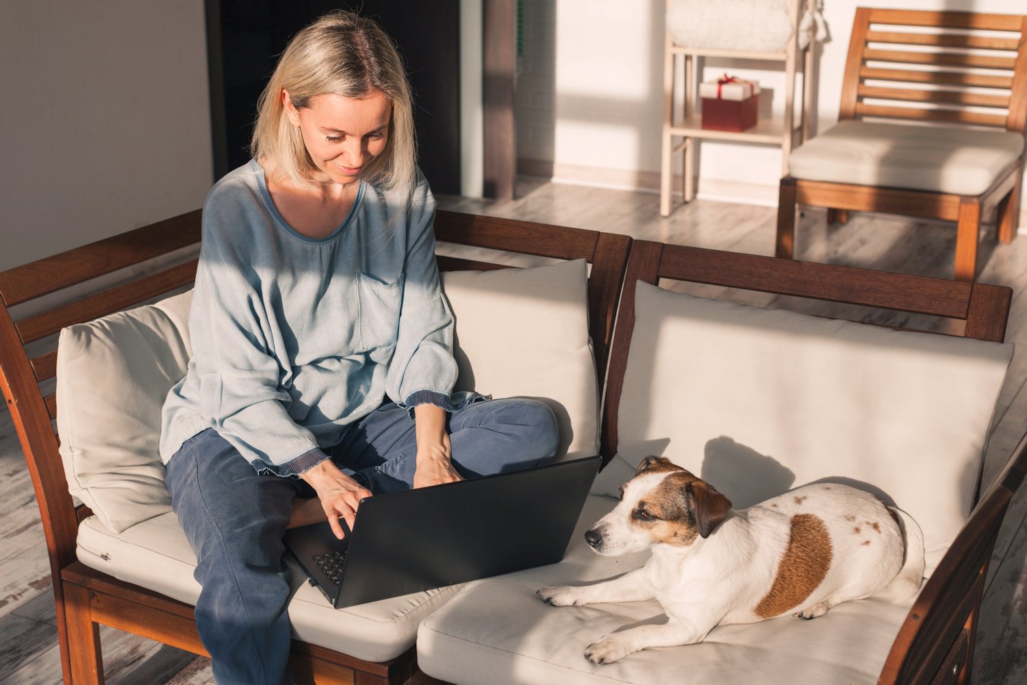 Noen ganger kan et program slutte å reagere, og da må du gå helt inn i Oppgavebehandling for å lukke programmet. Nå finnes det en raskere løsning. 