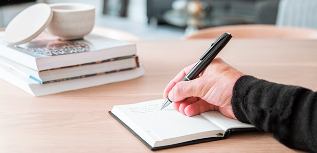 Spionpenna med inbyggd kamera