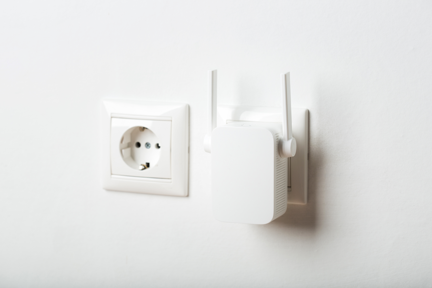 Förbättra det trådlösa nätverket med en repeater