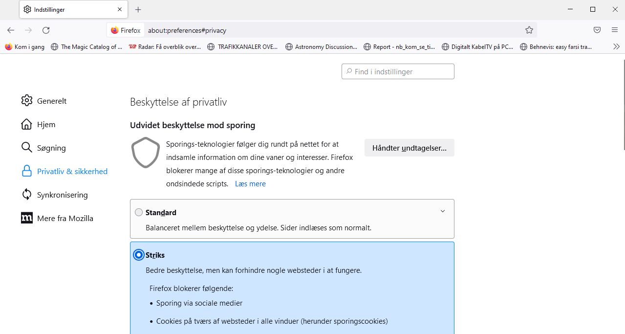 Åbn Indstillingerne i Firefox, klik på Privatliv & sikkerhed og vælg beskyttelsen Striks.