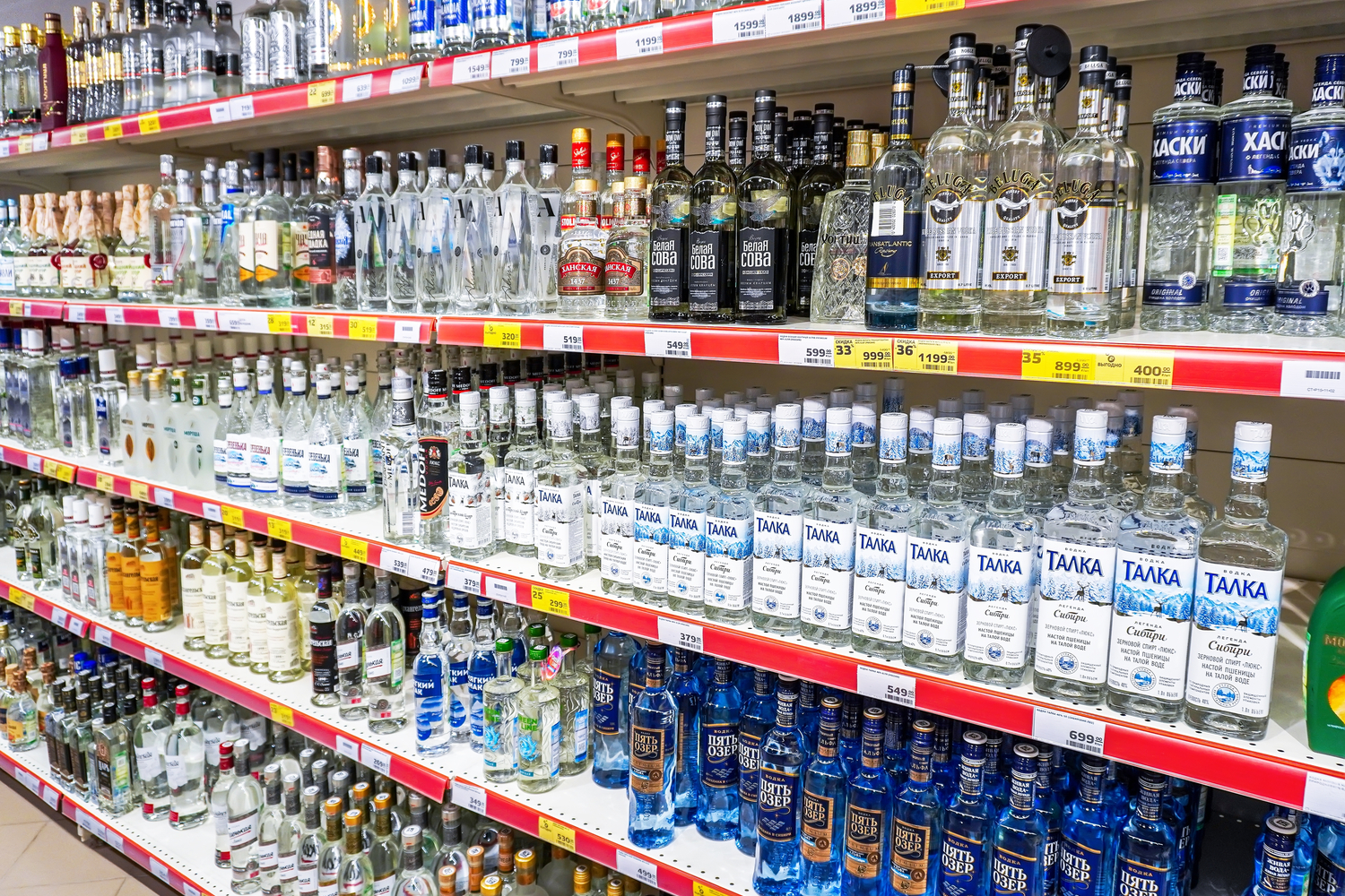 Hackare orsakar vodkabrist i Ryssland