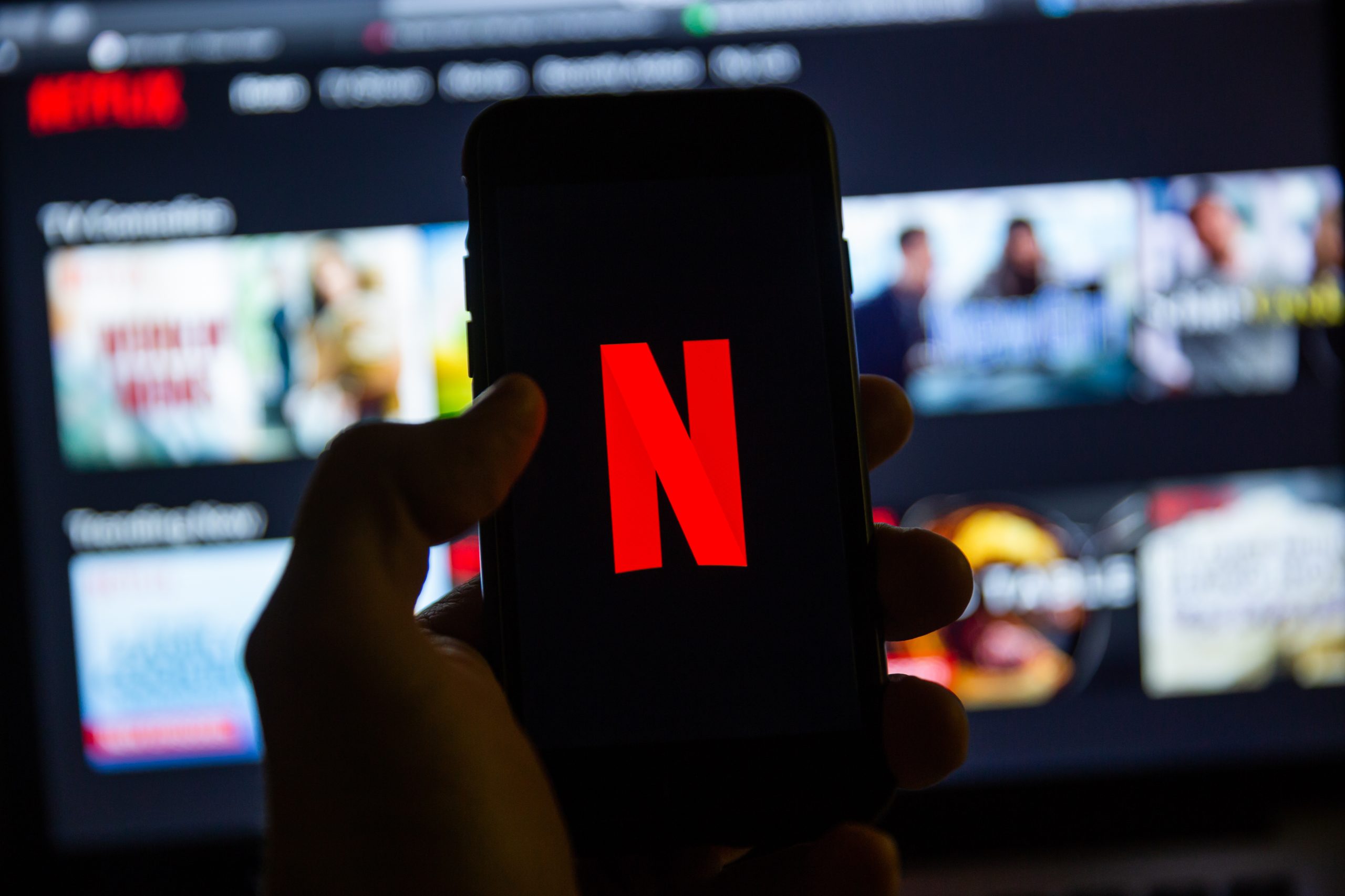Netflix överväger att visa reklam i vissa abonnemangsformer