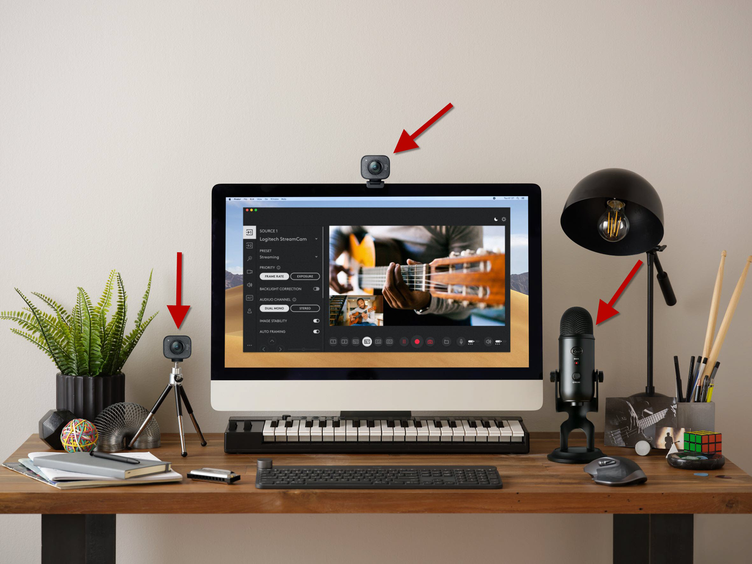 Vinn Yeticaster mikrofonpaket från Blue och webbkamera från Logitech i vår jultävling i Fördelszonen. 