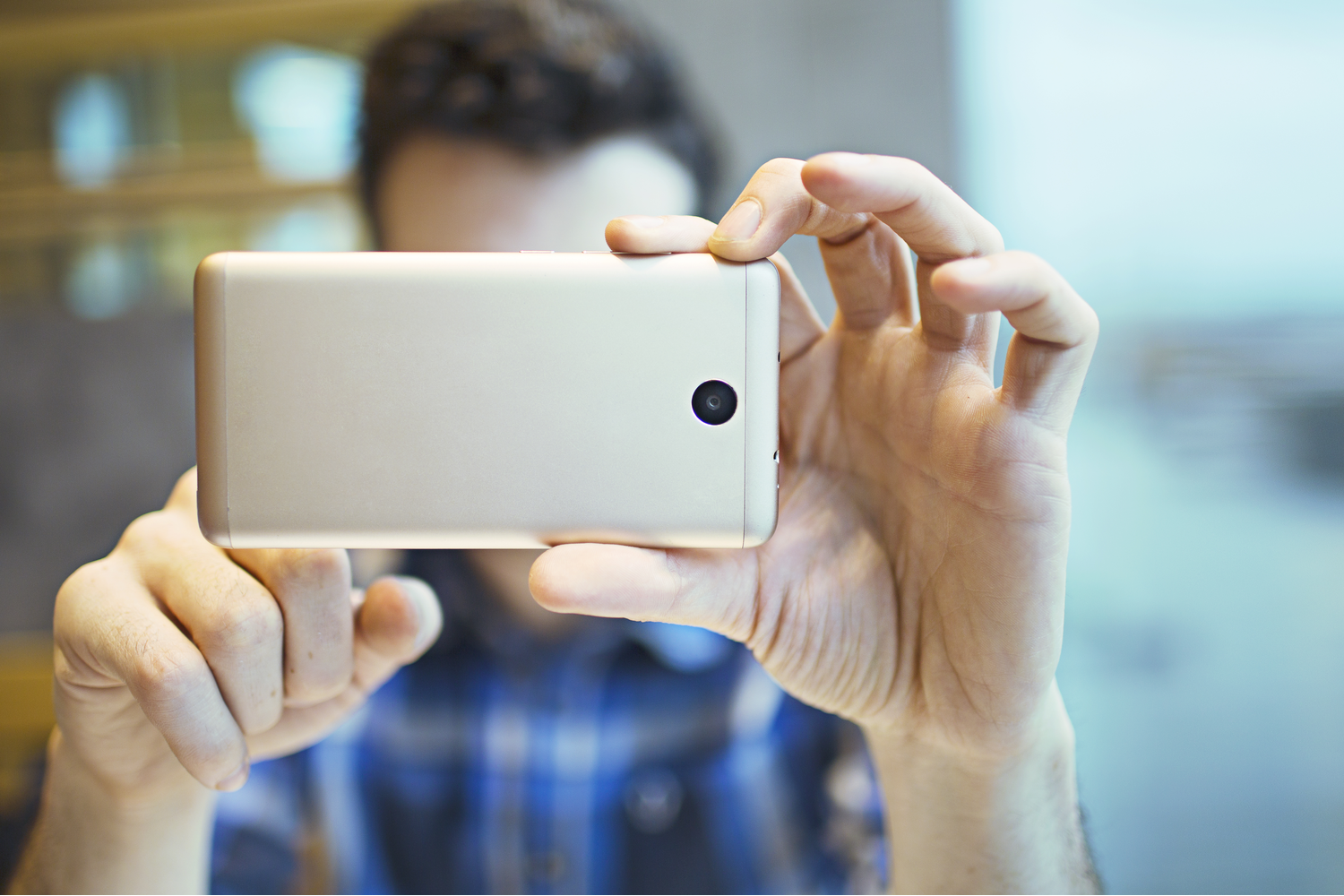 Stäng av metadata/EXIF-data i kameran